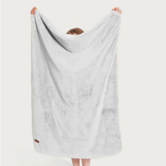 UnHide - Lil’ Marsh Blanket - Silver - Rare Color - Brand New! - Picture 1 of 4